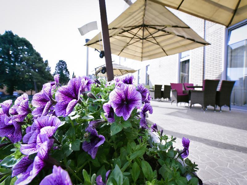 City Hotel Podgorica Exterior photo