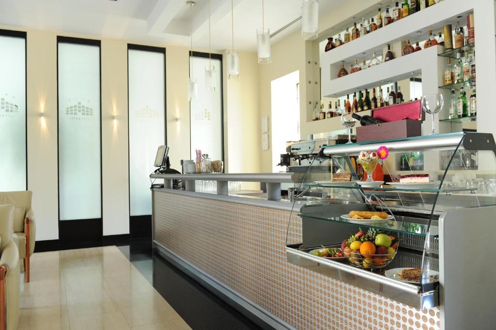 City Hotel Podgorica Exterior photo
