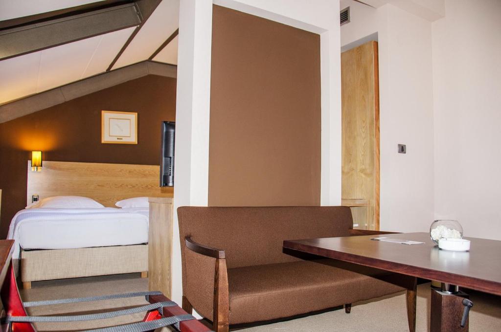City Hotel Podgorica Room photo