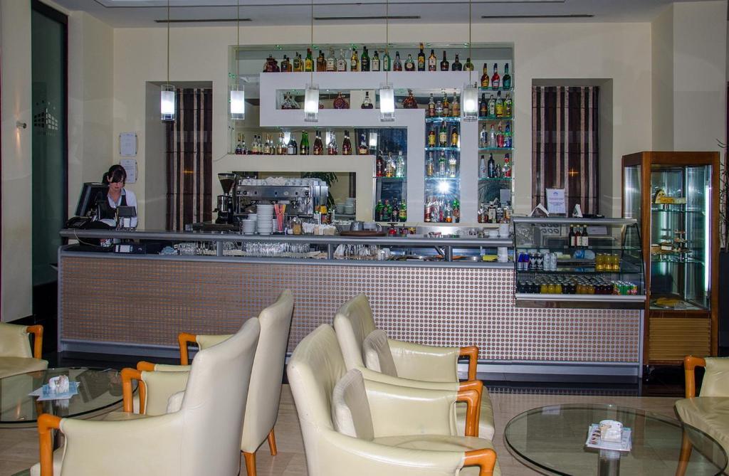 City Hotel Podgorica Exterior photo