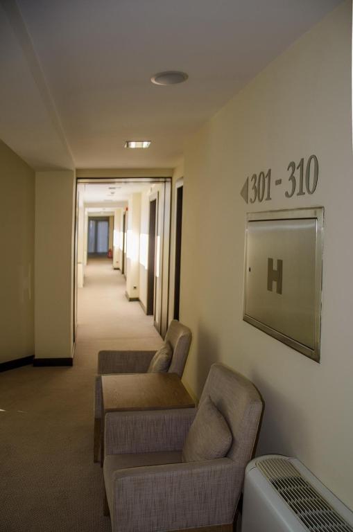 City Hotel Podgorica Exterior photo